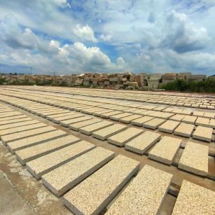 萍乡 黄金麻花岗岩荔枝面地铺石防护中