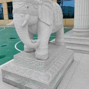 萍乡 白麻花岗岩动物异形石雕-大象