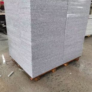 萍乡 芝麻白火烧面1.8厚300*600地铺石，尺寸标准，厚薄均匀