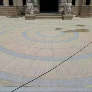 萍乡 黄金麻芝麻灰花岗岩石材地铺拼接效果