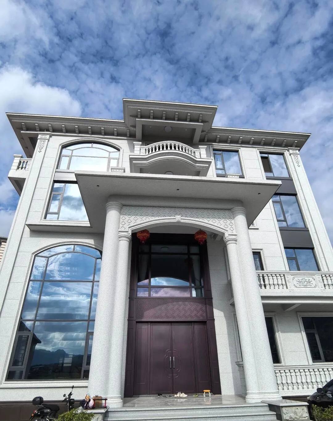 萍乡白麻别墅外墙干挂石材效果示例