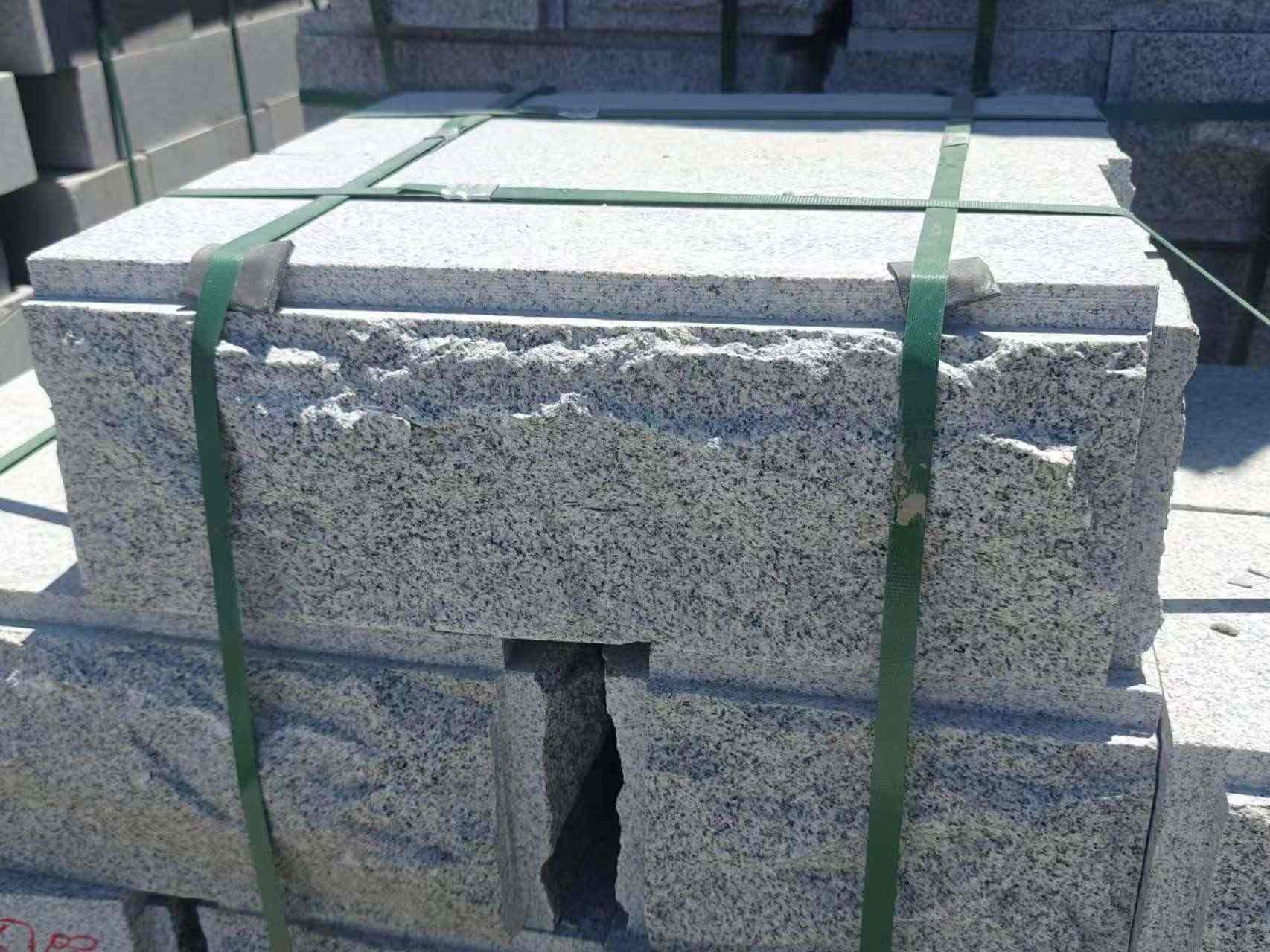 萍乡 芝麻白花岗岩自然面成品