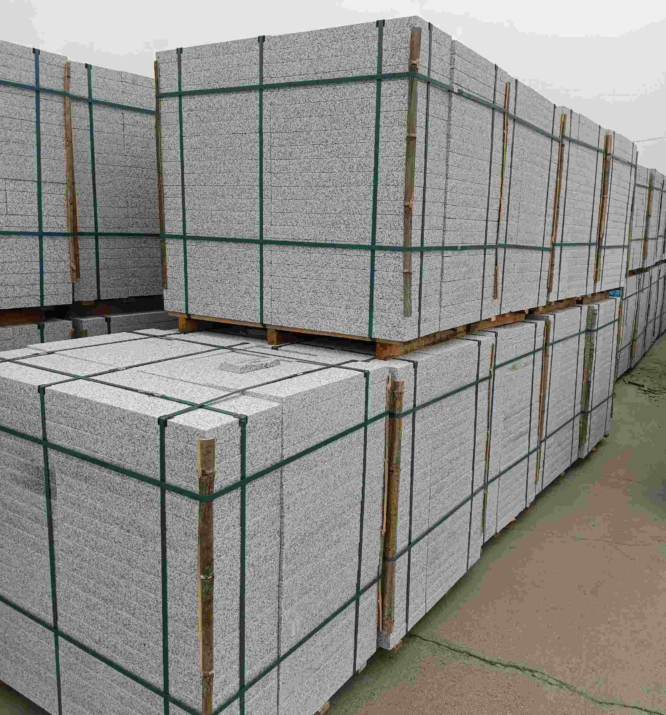 萍乡 白麻花岗岩石材荔枝面地铺石（300*600*50）