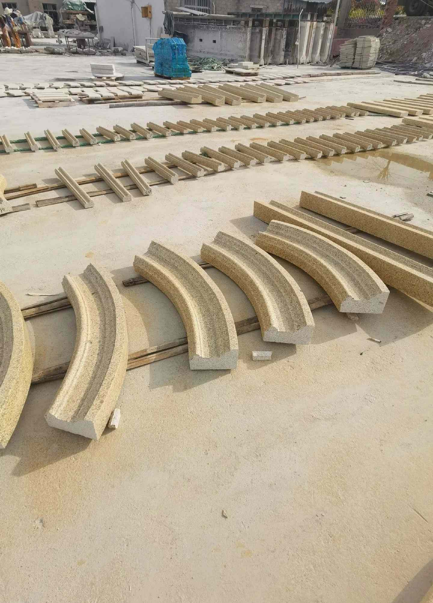 萍乡 黄金麻花岗岩别墅线条