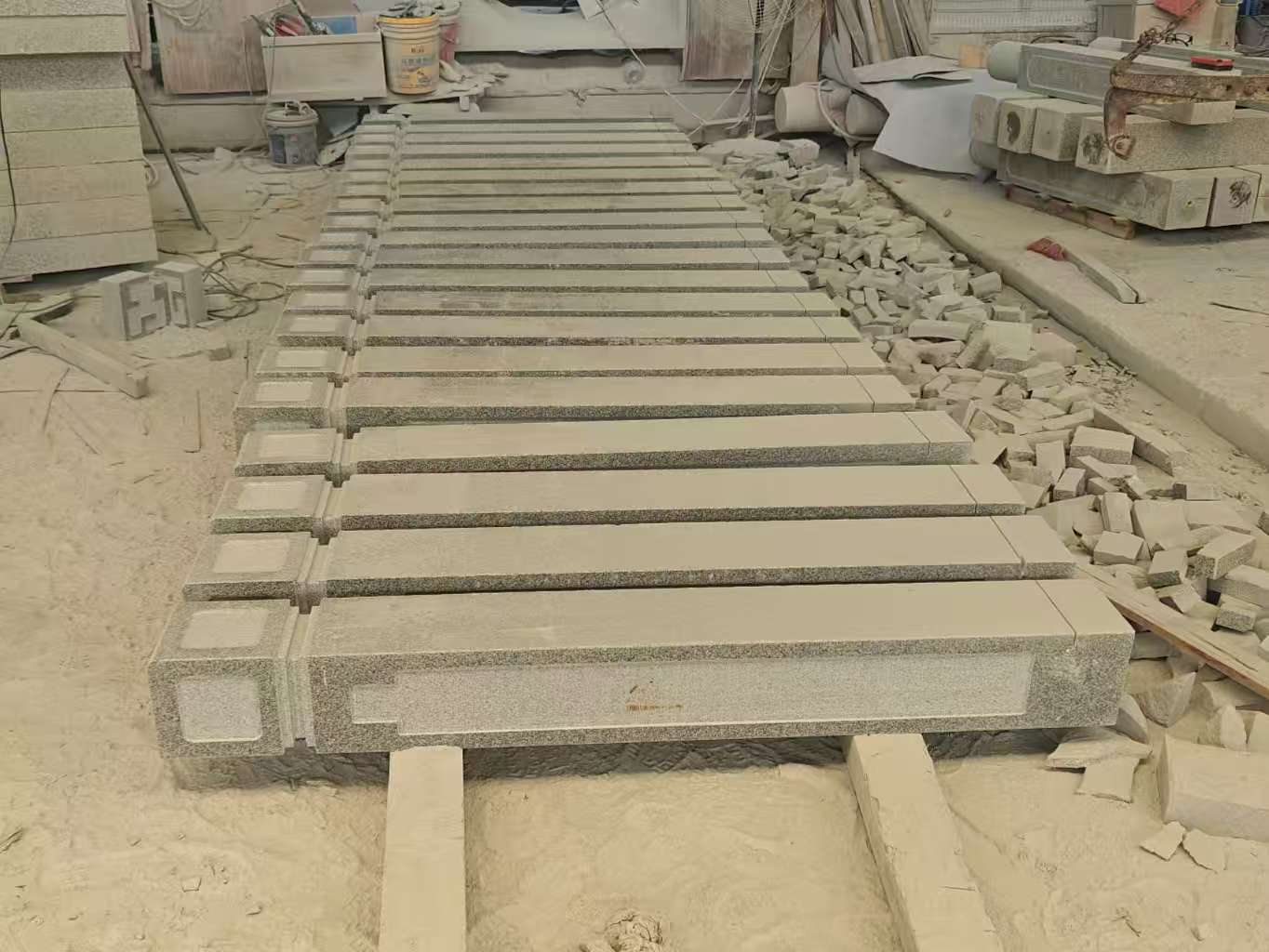 萍乡 芝麻白异形加工雕刻-栏杆大柱，方柱