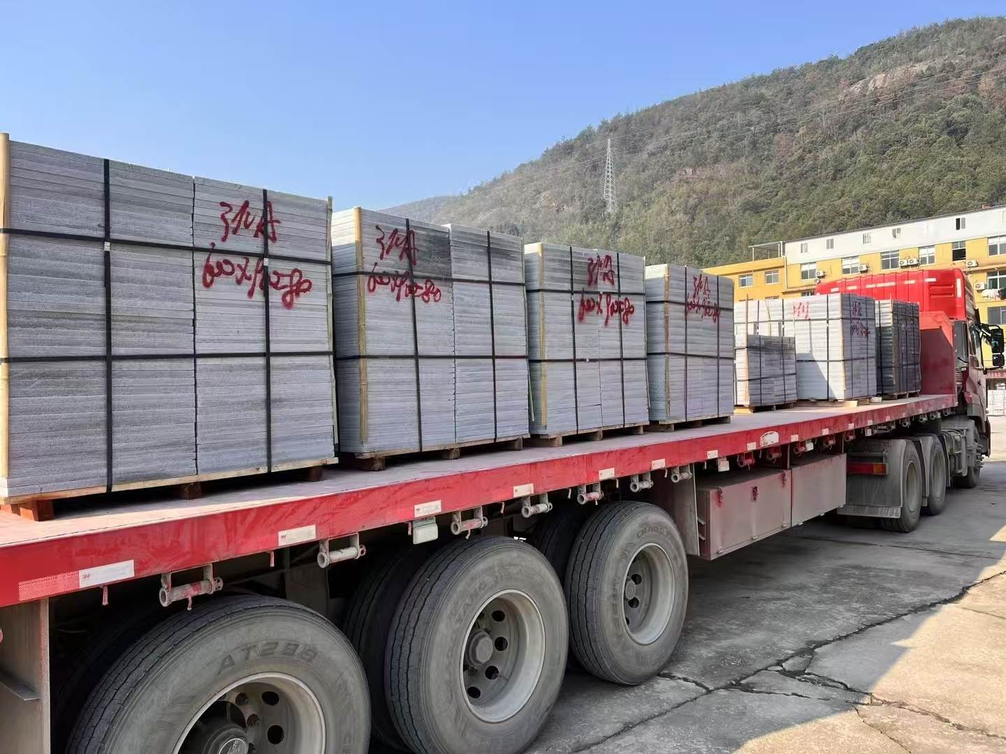 萍乡 芝麻灰地铺石出货日常