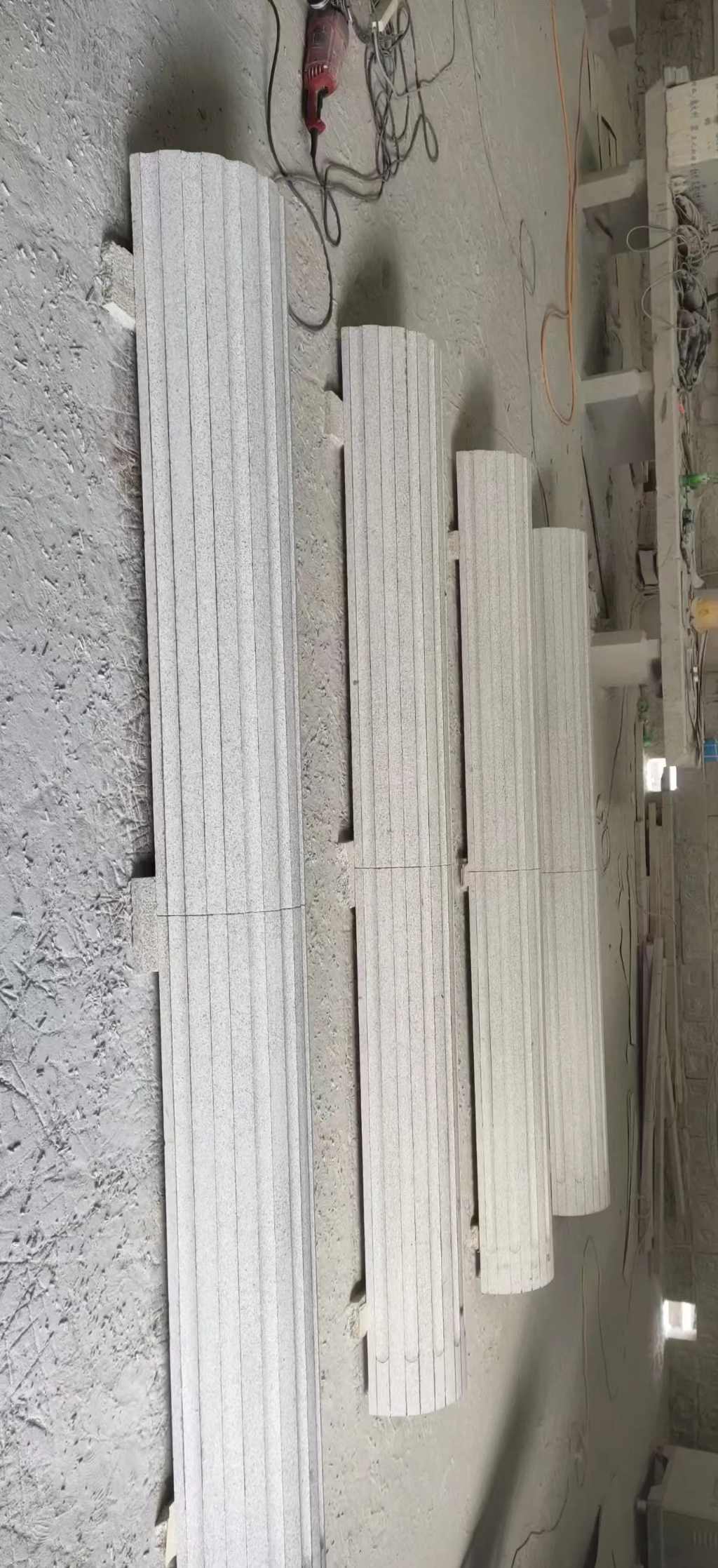 萍乡 花岗岩厂家带你看白麻花岗岩门楼大柱柱皮